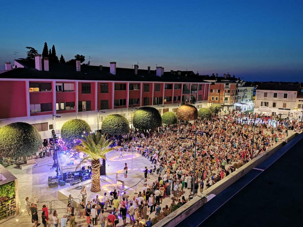 Apartment Family Time Umag Luaran gambar